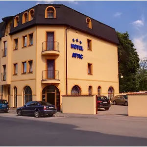3* Отель Attic