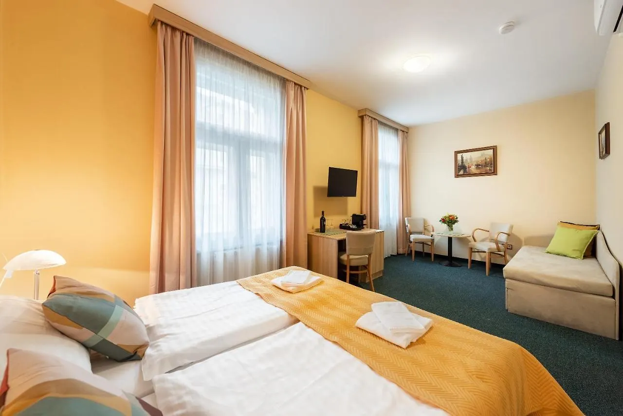 Hotel Libero Прага 3*,  Чехия