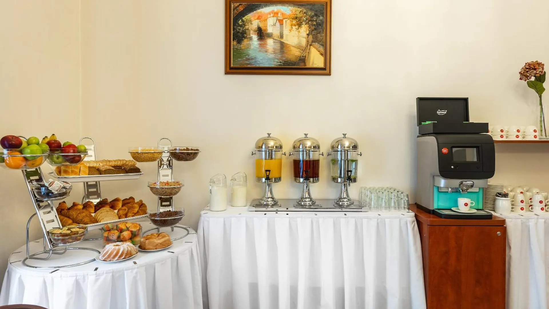 Hotel Libero Прага 3*,  Чехия